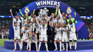 Real Madrid dẫn đầu top đội bóng nổi tiếng nhất thế giới